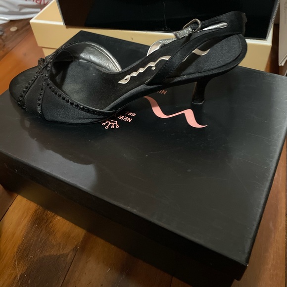 Brand: Mia Black dress shoes 8 1/2 - Picture 1 of 3